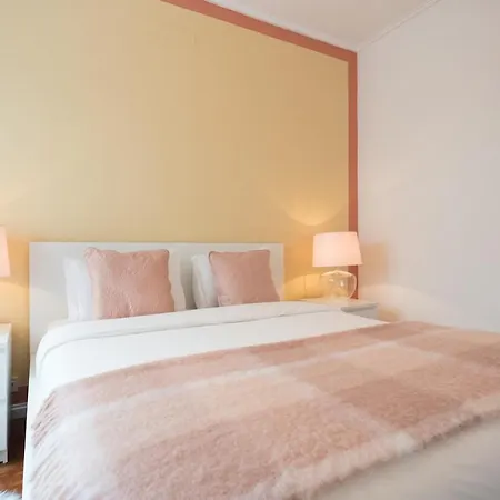 Apartamento Inteiro, Duque De Palmela Apartment